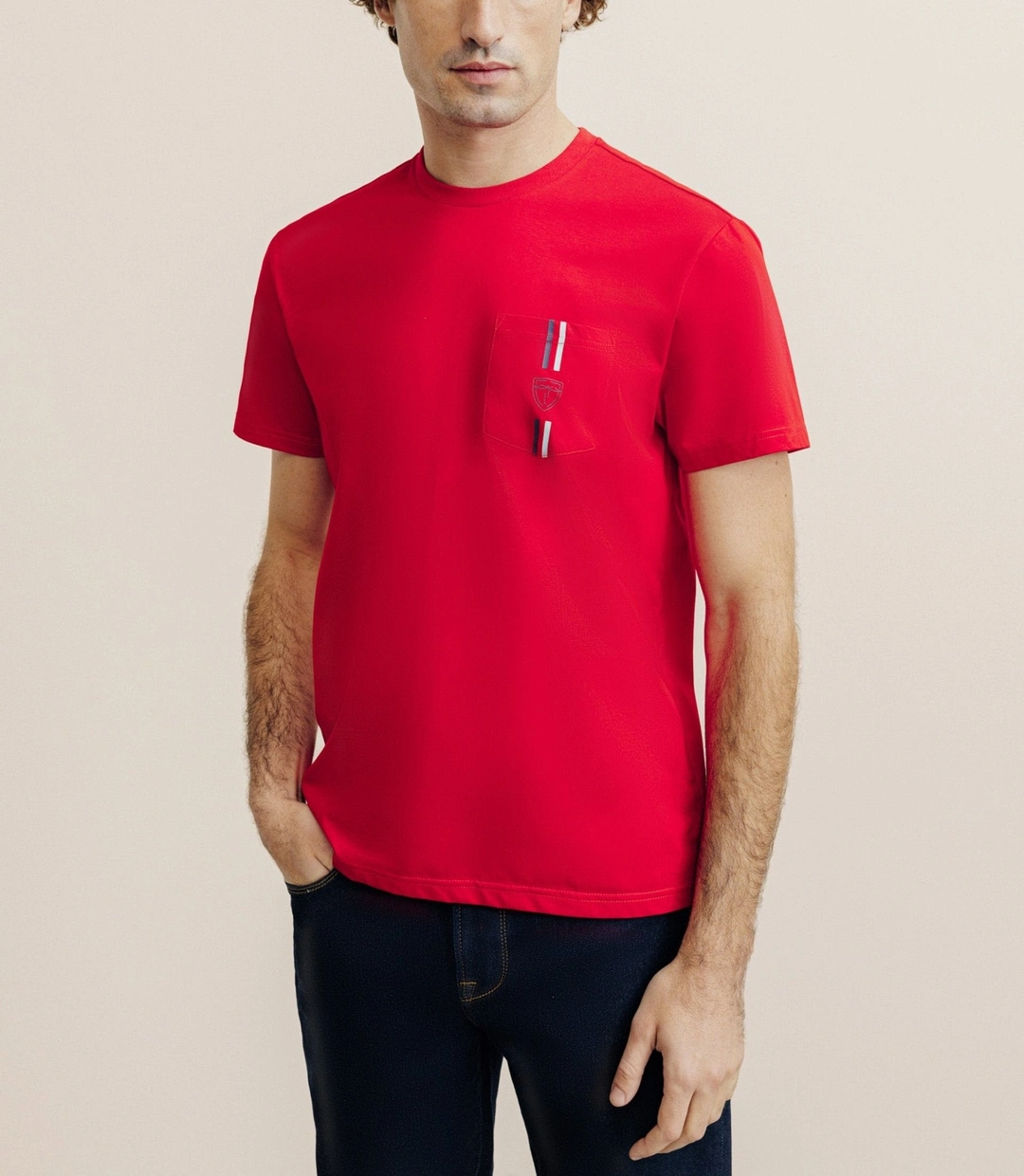 IZAC - T-shirt à poche rouge
