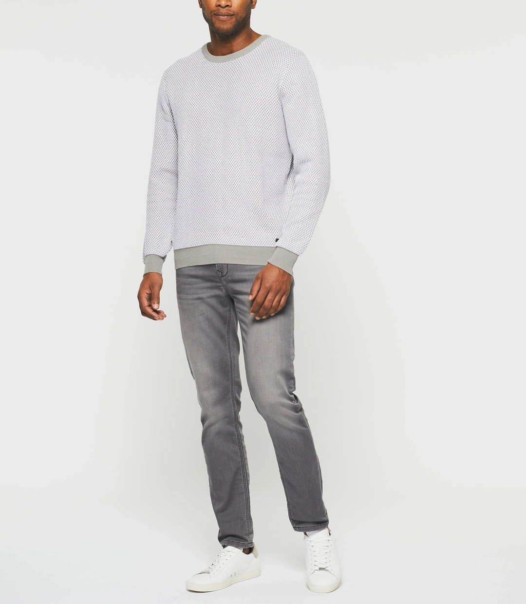 IZAC - Pull col rond taupe ''Damian''