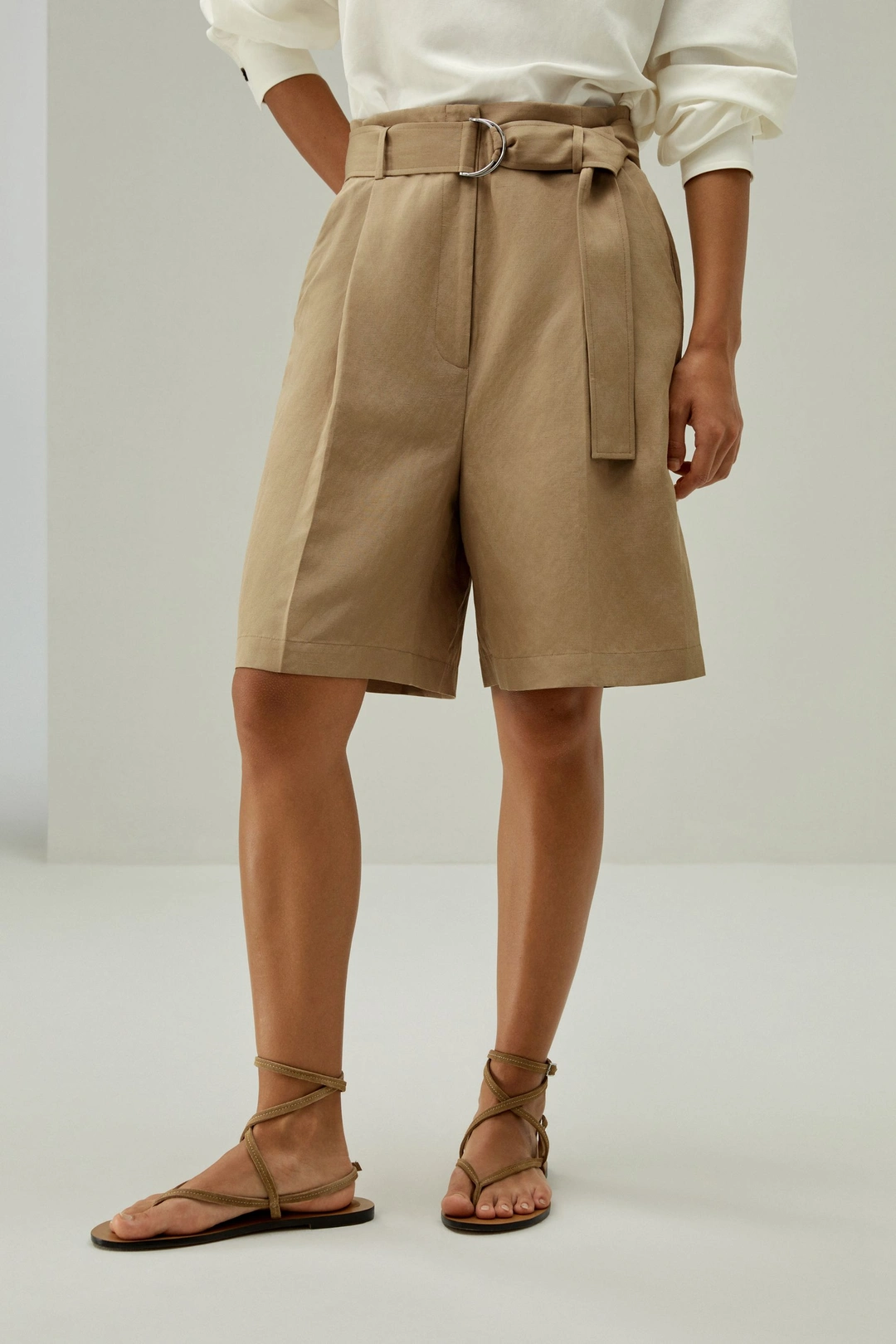 LILYSILK Short Bermuda Chic Short À Jambe Large Avec Une Coupe Bermuda Classique En Mélange Soie-Lin Sophistiqué Et Élégant Blanc Naturel 40