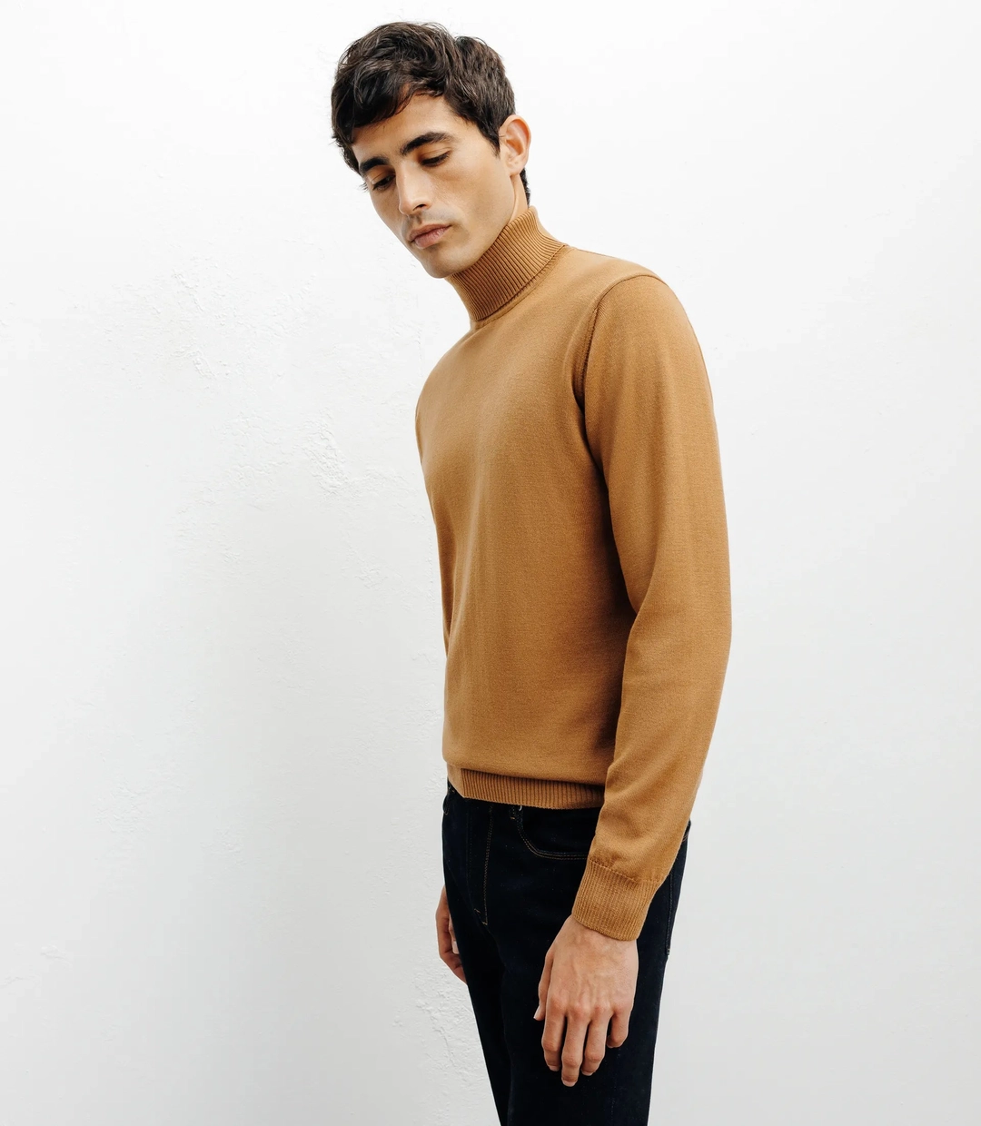 IZAC - Pull col roulé camel
