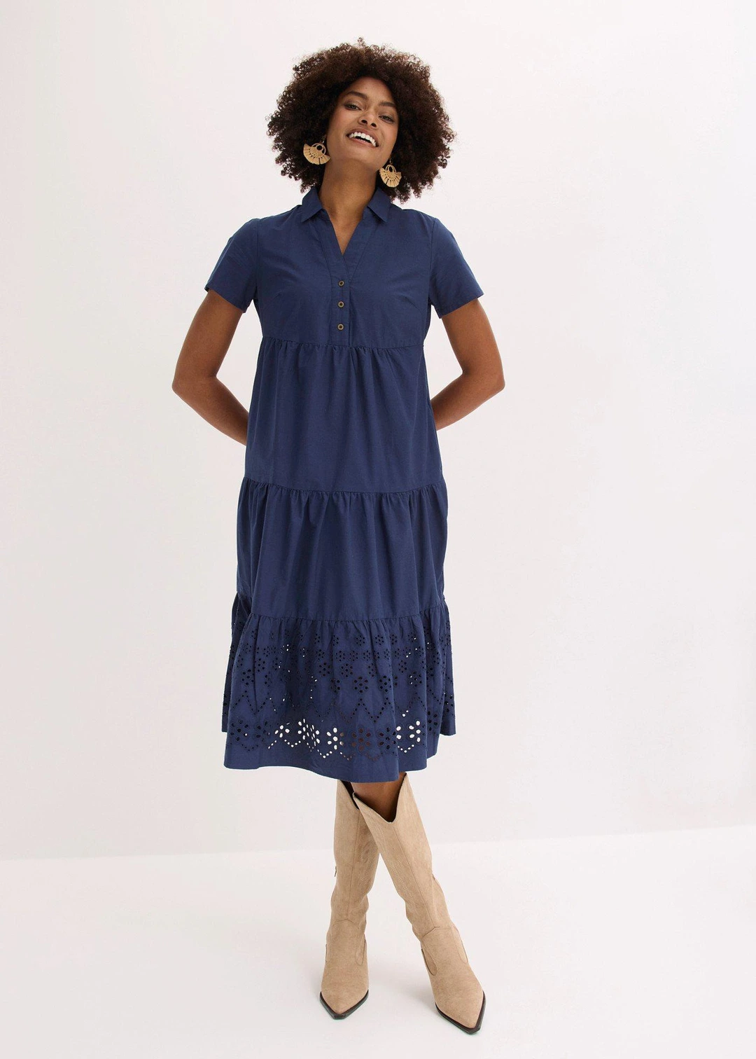 Robe 100% coton avec broderies anglaises