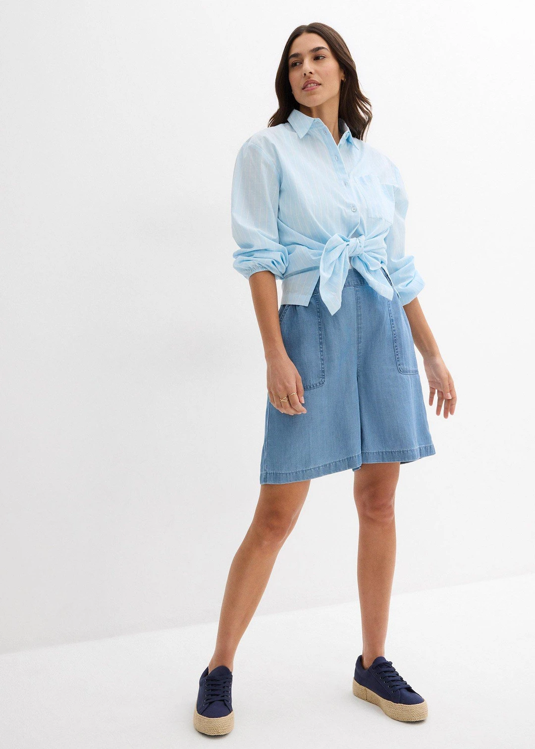 Short à taille élastiquée, avec du lin rafraîchissant - 2