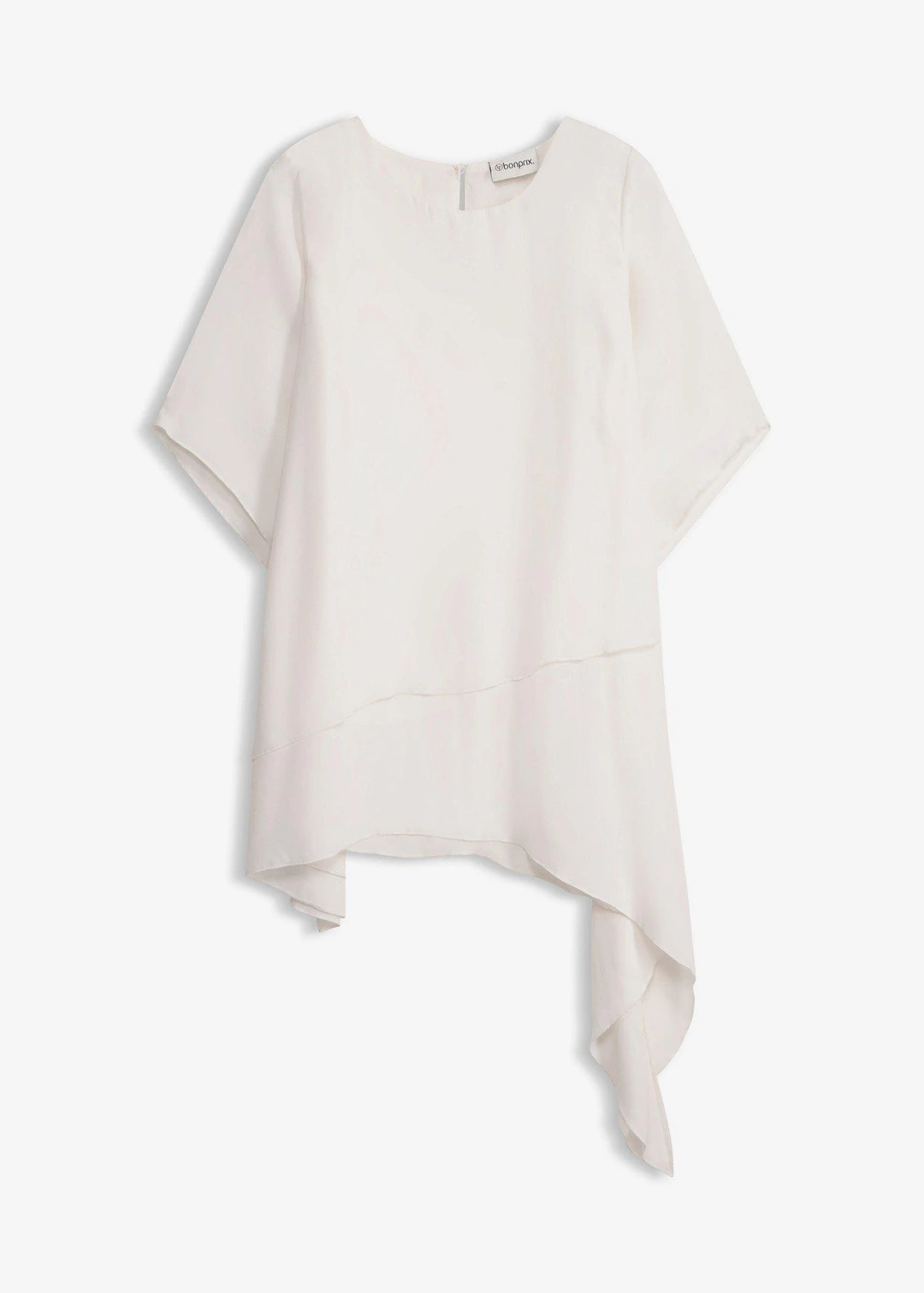 Blouse à pans, look superposé