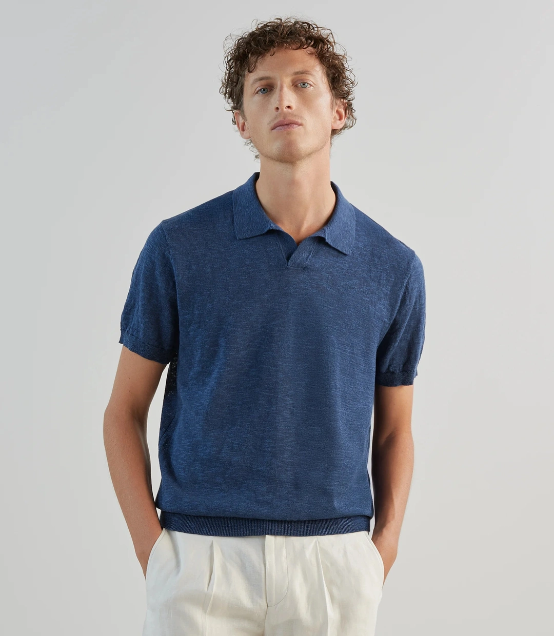 IZAC - Polo à col ouvert en maille marine