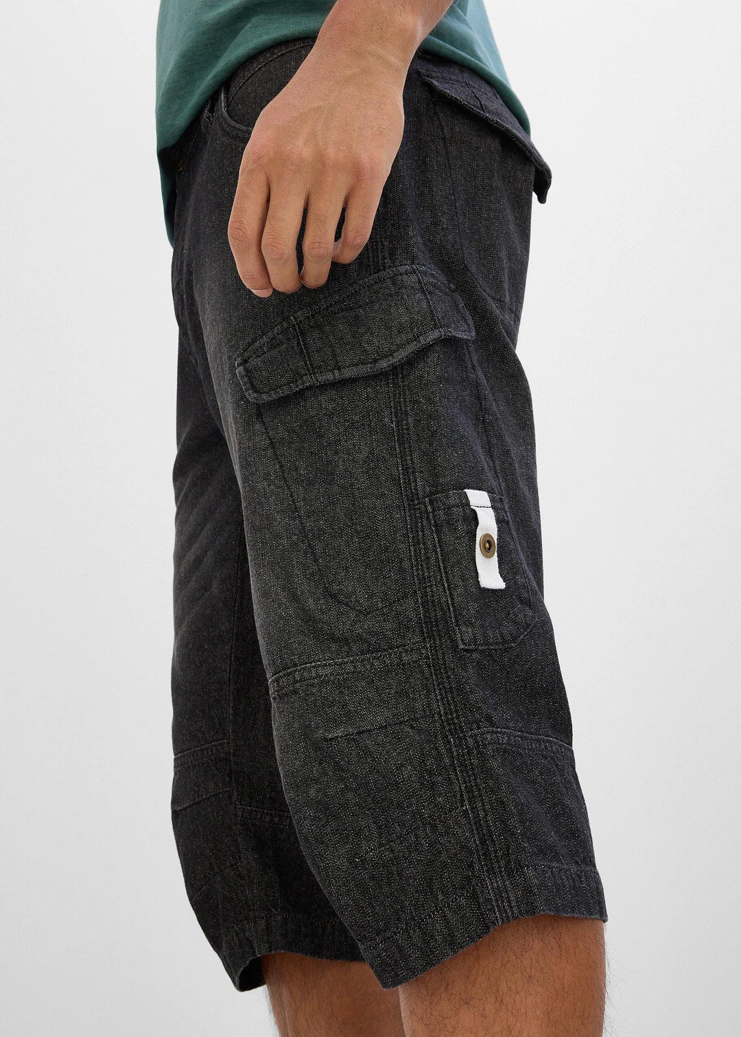 Bermuda long poches cargo en denim léger, coupe loose - 3