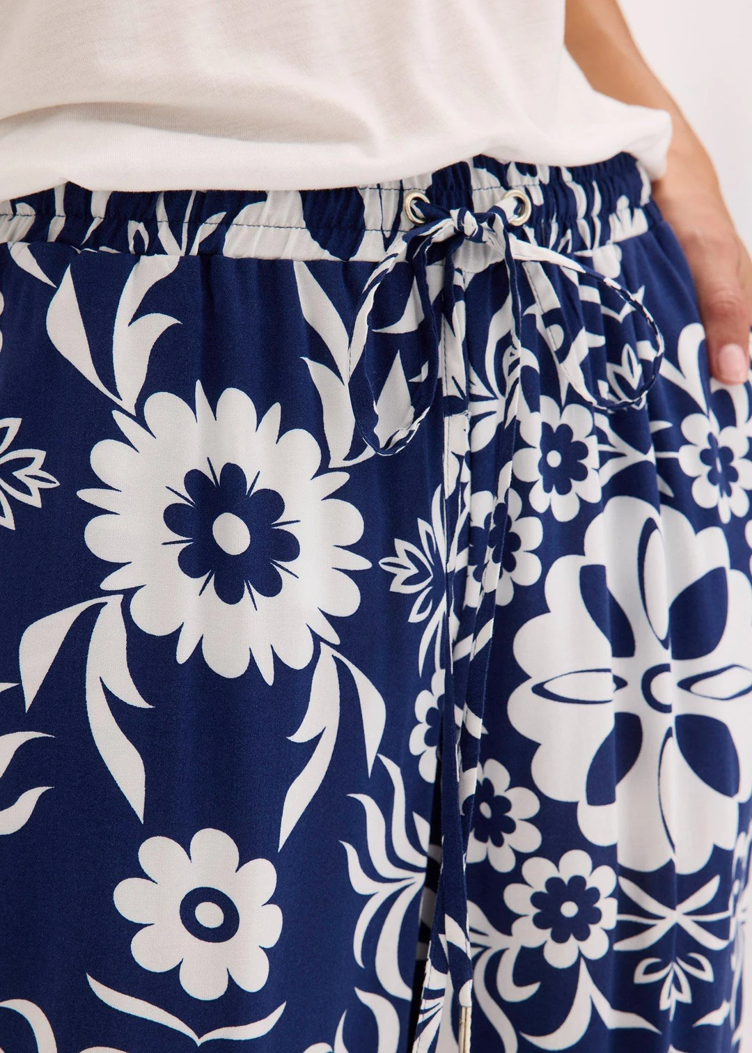 Pantalon large en viscose fluide - 3