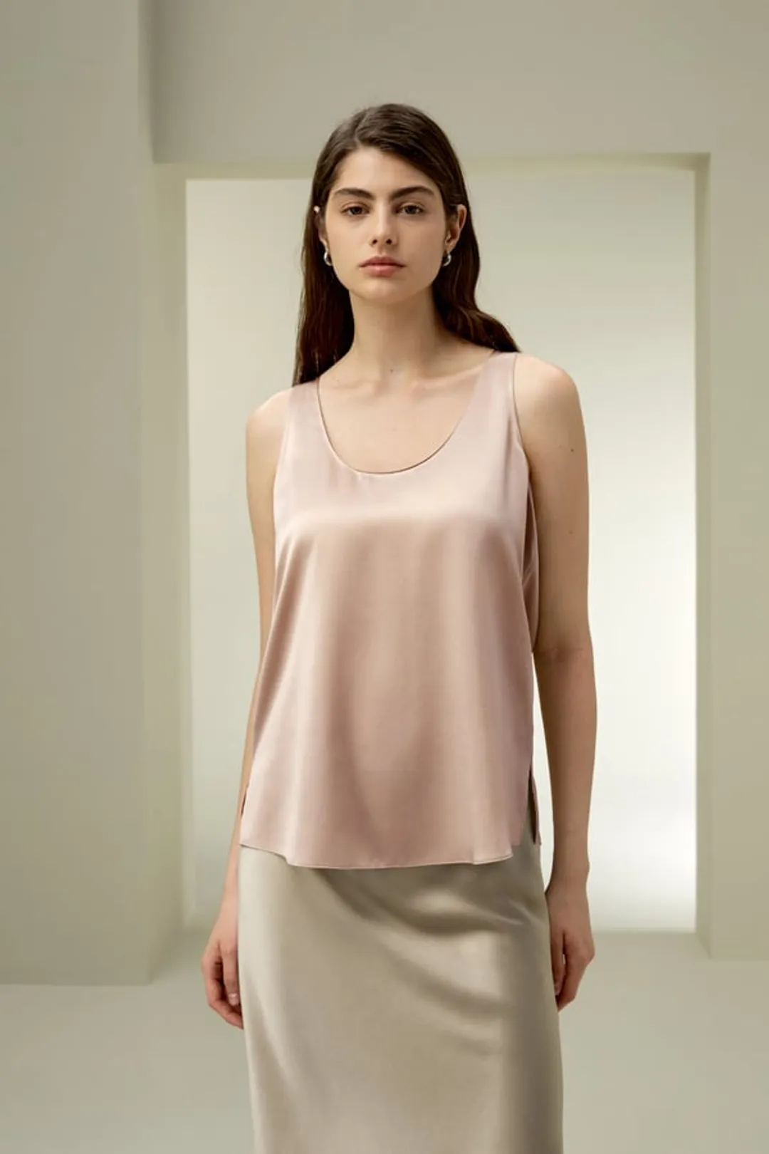 LILYSILK Top Soie Noire Col En U Décontracté Hypoallergénique Soie De Mûrier Léger Et Résistant Aux Rides Anti-Allergies Bleu Marine M