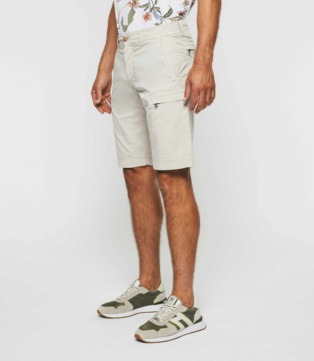 IZAC - Bermuda cargo beige mastic ''Sun''