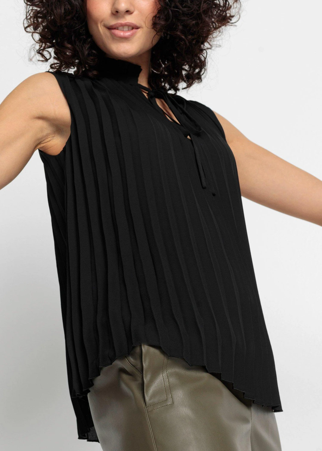 Blouse plissée sans manches - 3