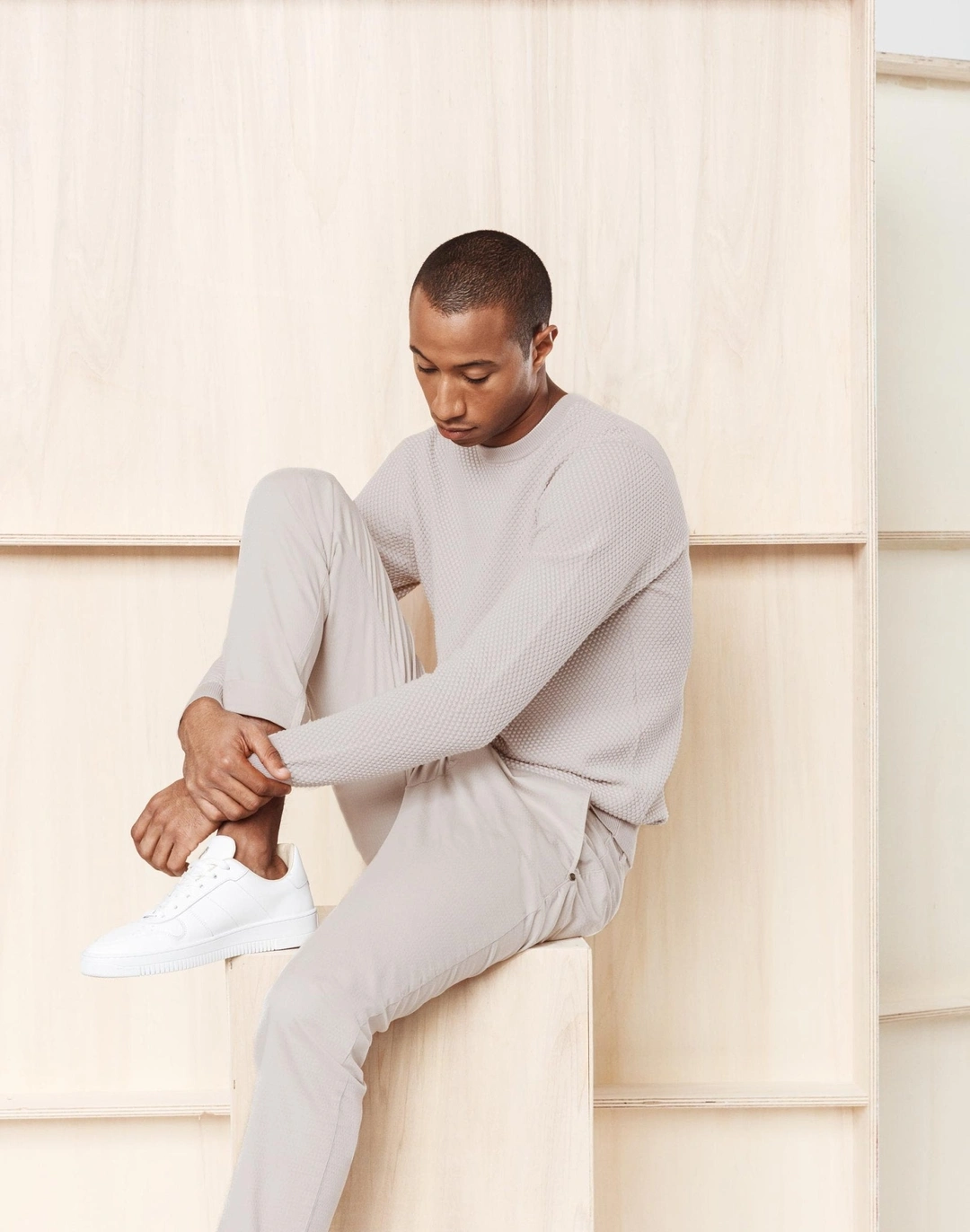 IZAC - Pull col rond blanc/taupe ''Napoleon''