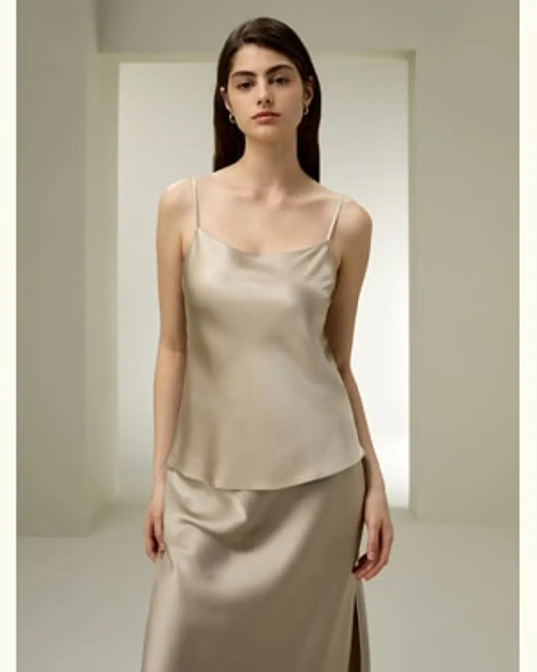 LILYSILK Haut Soie Femme Doux Pour La Peau Soie Charmeuse Coupe Régulière Facile À Assortir,Élégant Et Sophistiqué Lilyblanc S