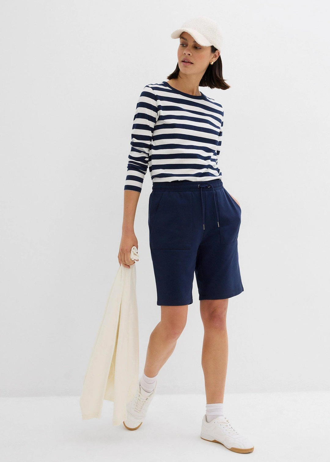 Short sweat avec poches - 2