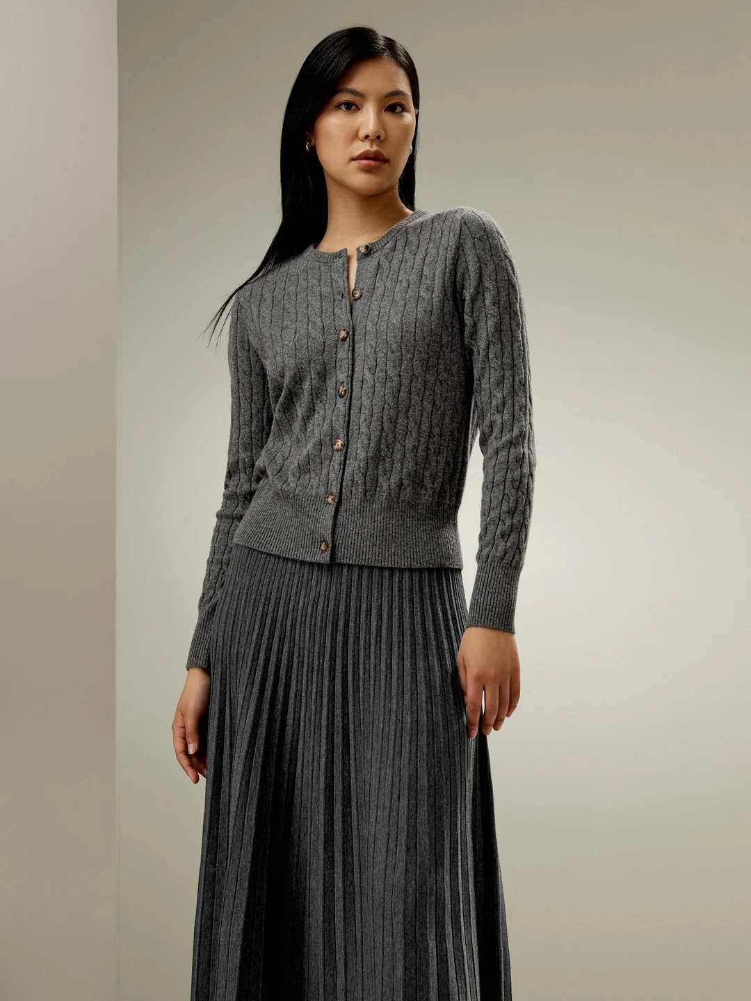 LILYSILK Cardigan Blanc Col Ras Du Cou En Tricot Côtelé 100% Bébé Cachemire Élégance Intemporelle Et Style Sophistiqué L
