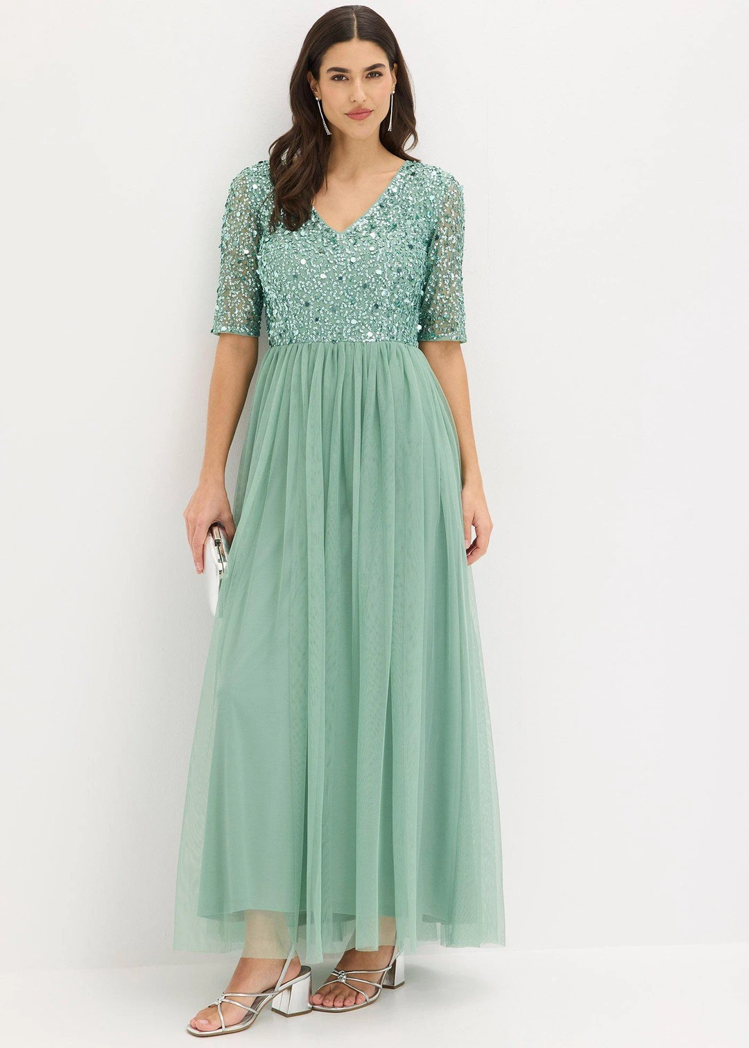 Robe de soirée en tulle avec haut brodé de sequins - 2
