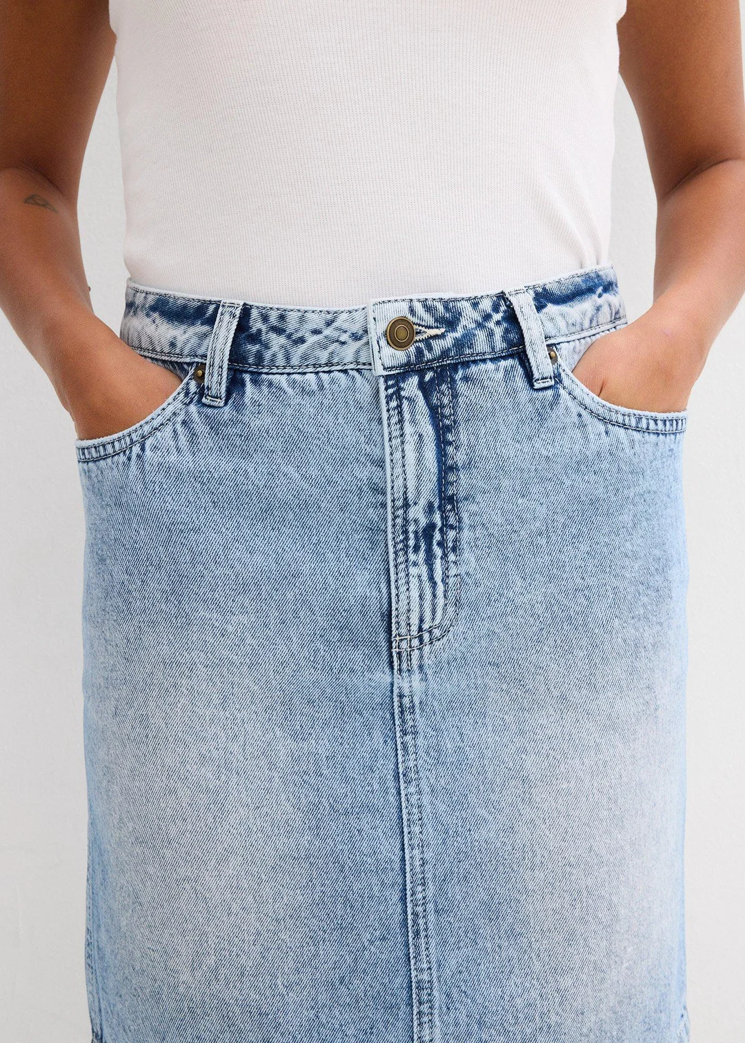 Jupe en jean, taille mi-haute, peu extensible