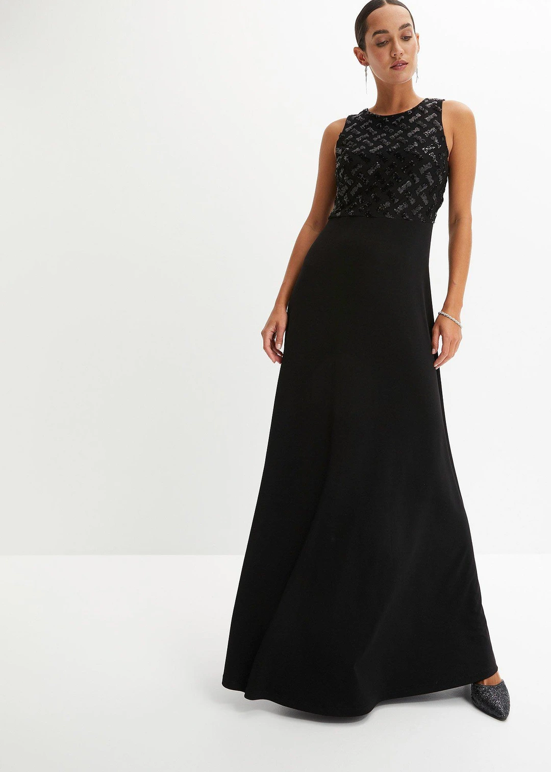 Robe longue brodée de sequins - 2