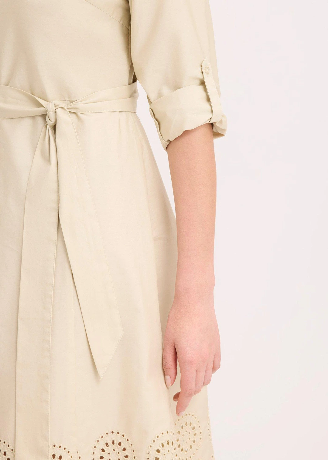 Robe-chemise avec broderies anglaises - 3