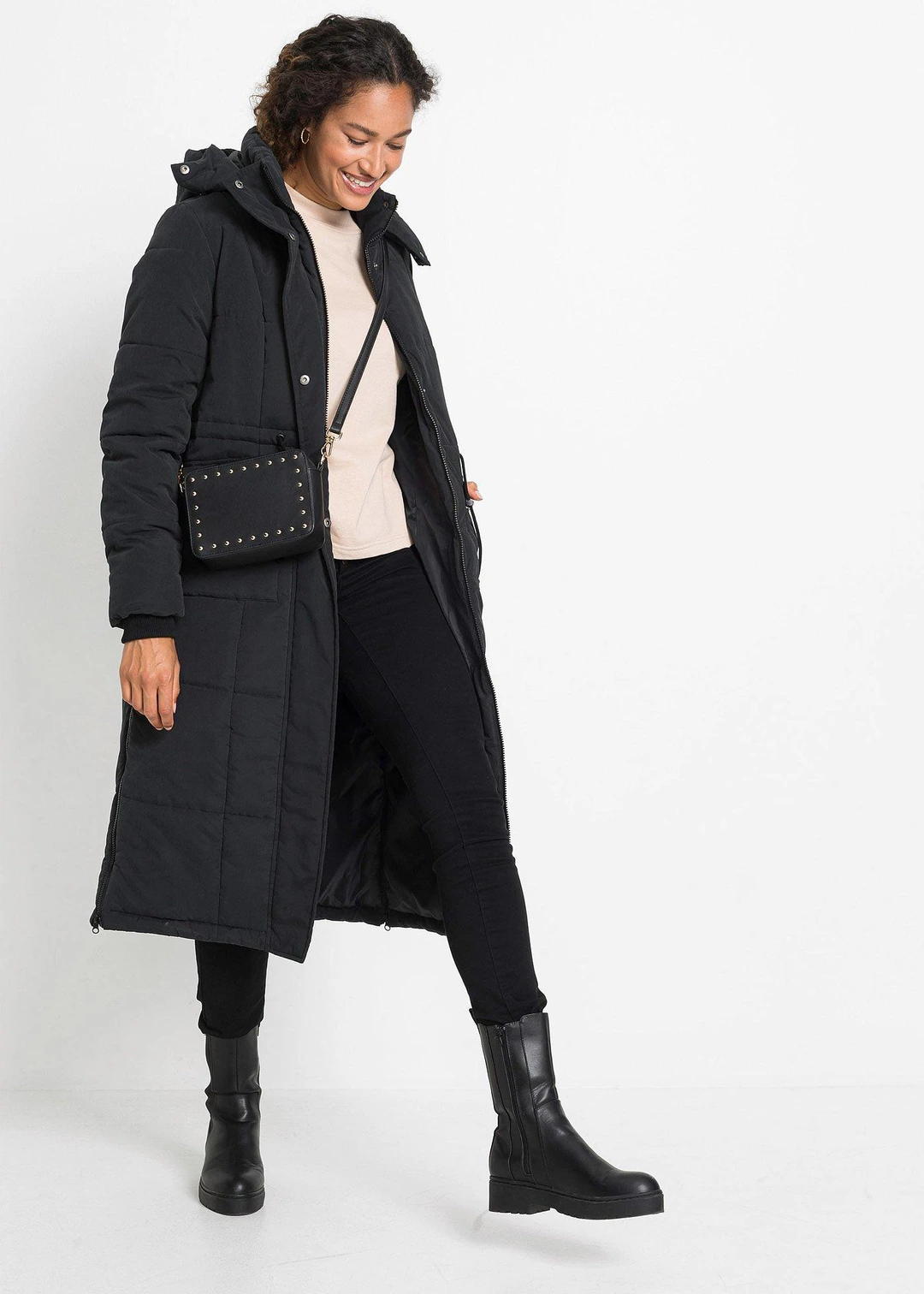 Manteau d’hiver avec fermetures zippées sur les côtés
