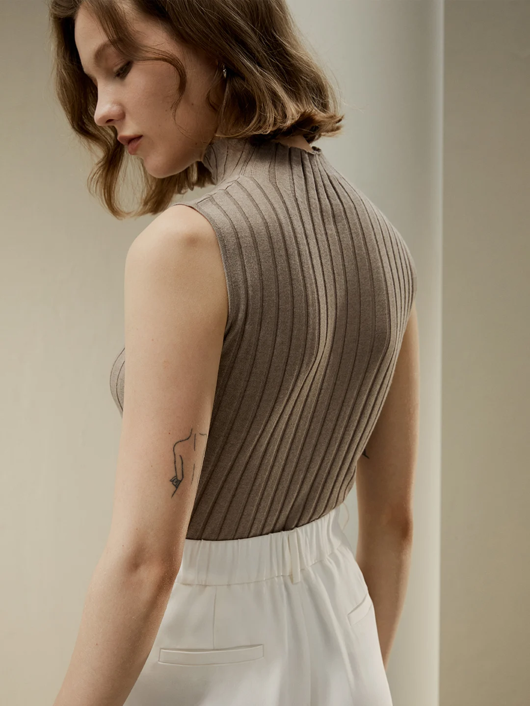 LILYSILK Top Femme Noir Sans Manches, Col Haut Soie Et Cachemire Doux Pour La Peau Et Respirant M