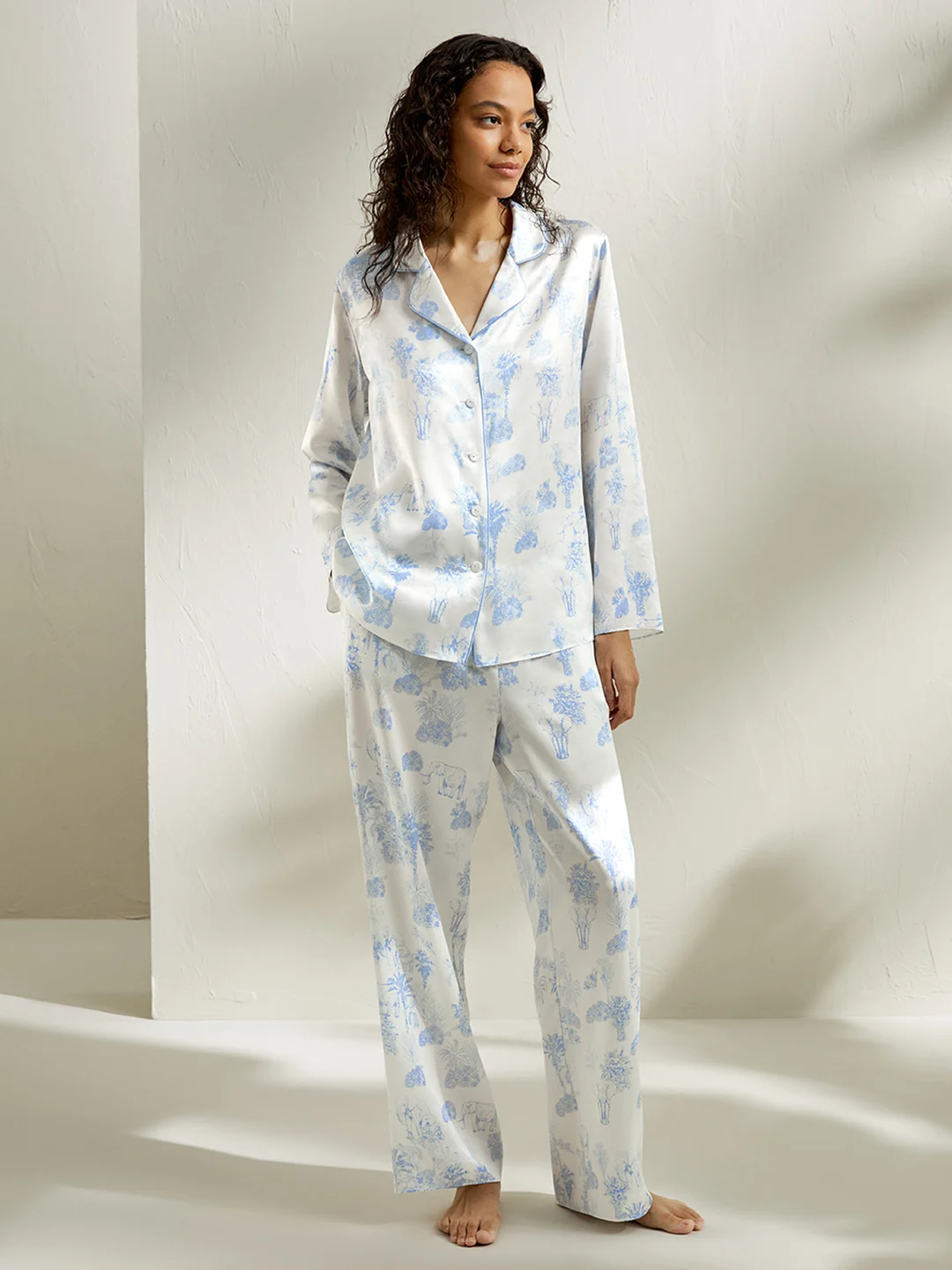 LILYSILK Pyjama Soie Femme Impression La Terra Piping Contrasté, Collection La Terra 100% Soie De Mûrier Respirant Super Léger S