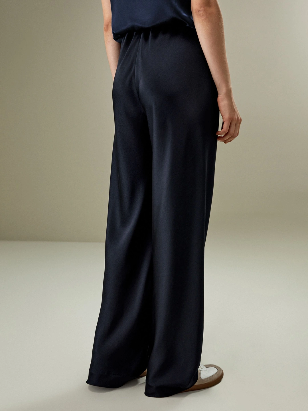 LILYSILK Pantalon En Soie Naturelle Femme Coupe En Biais Intégral Soie De Mûrier Coupe Régulière Facile À Assortir Bleu Minuit Petite 36