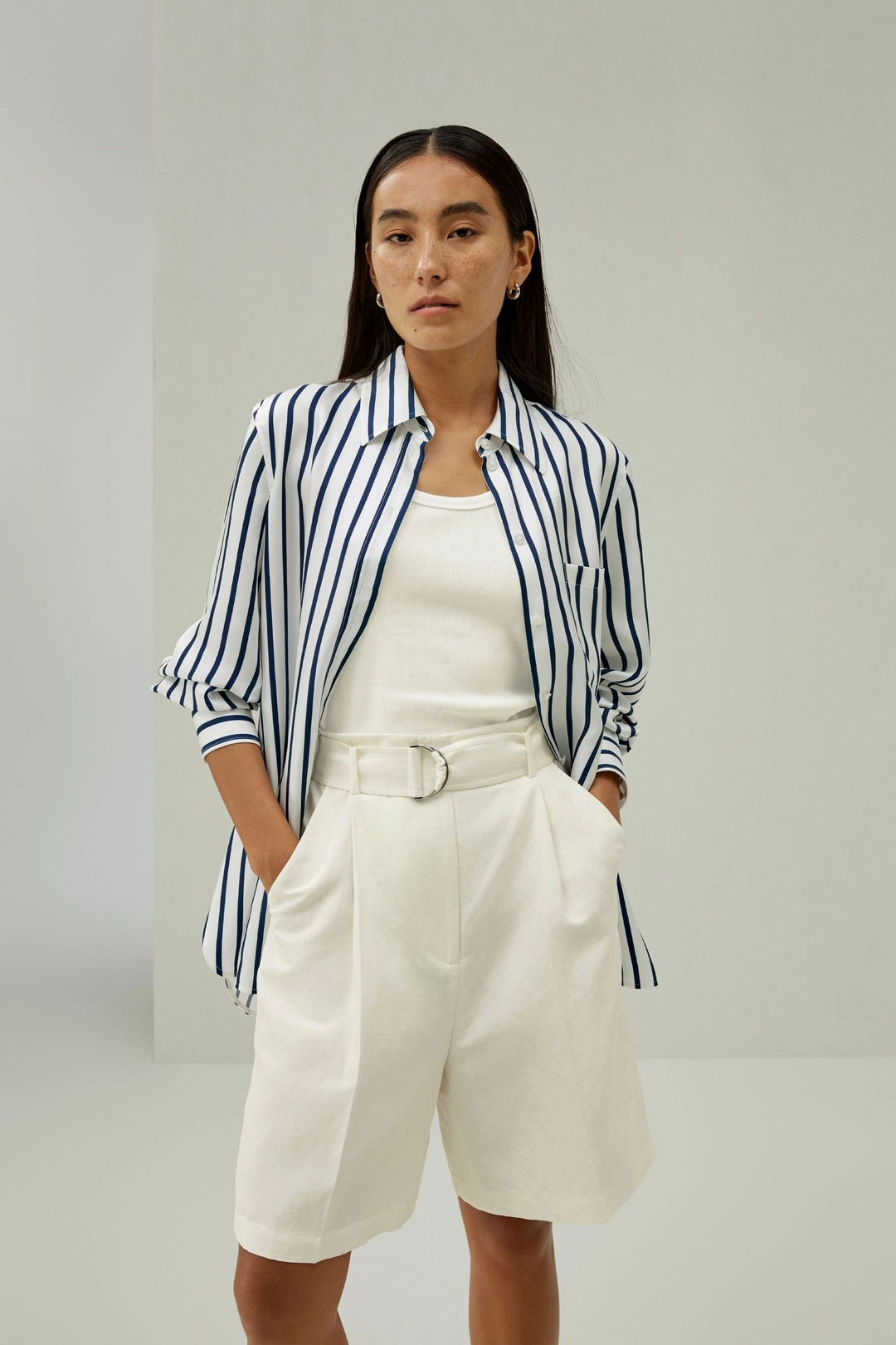 LILYSILK Short Bermuda Chic Short À Jambe Large Avec Une Coupe Bermuda Classique En Mélange Soie-Lin Sophistiqué Et Élégant Blanc Naturel 40