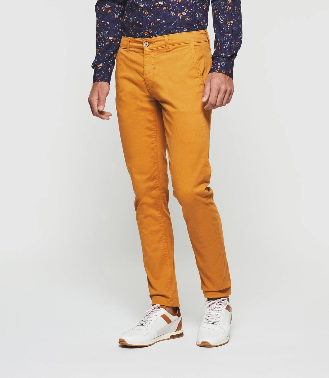IZAC - Pantalon slack casual slim camel ''Pachelorrea''