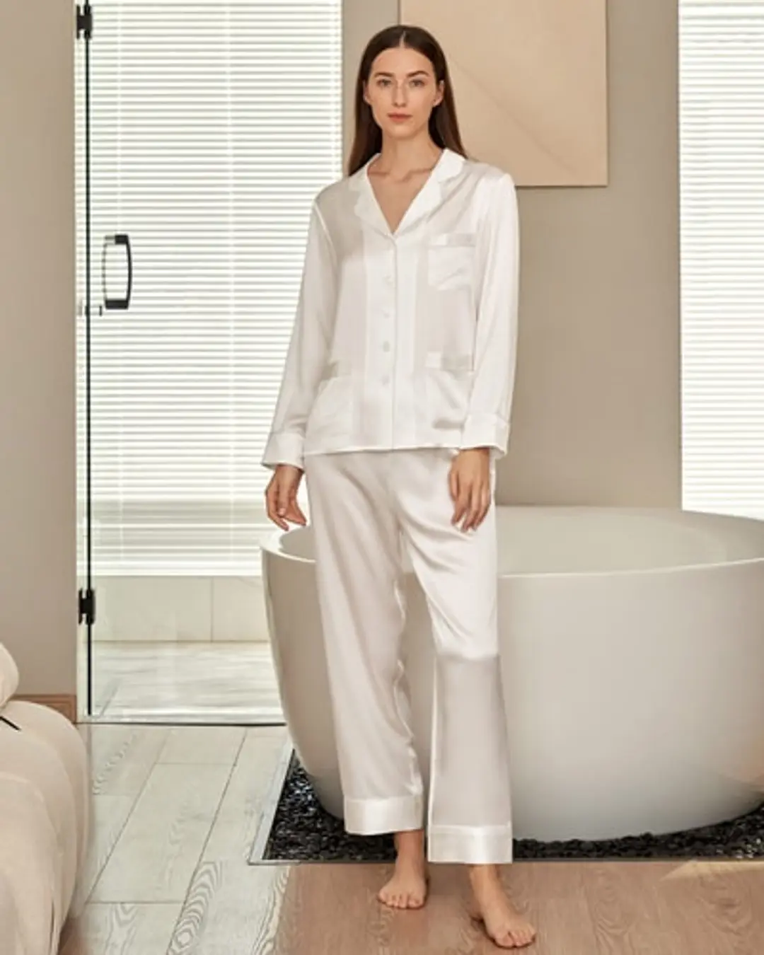 Ensemble Long Pyjama En Soie Liseré Contrastant
