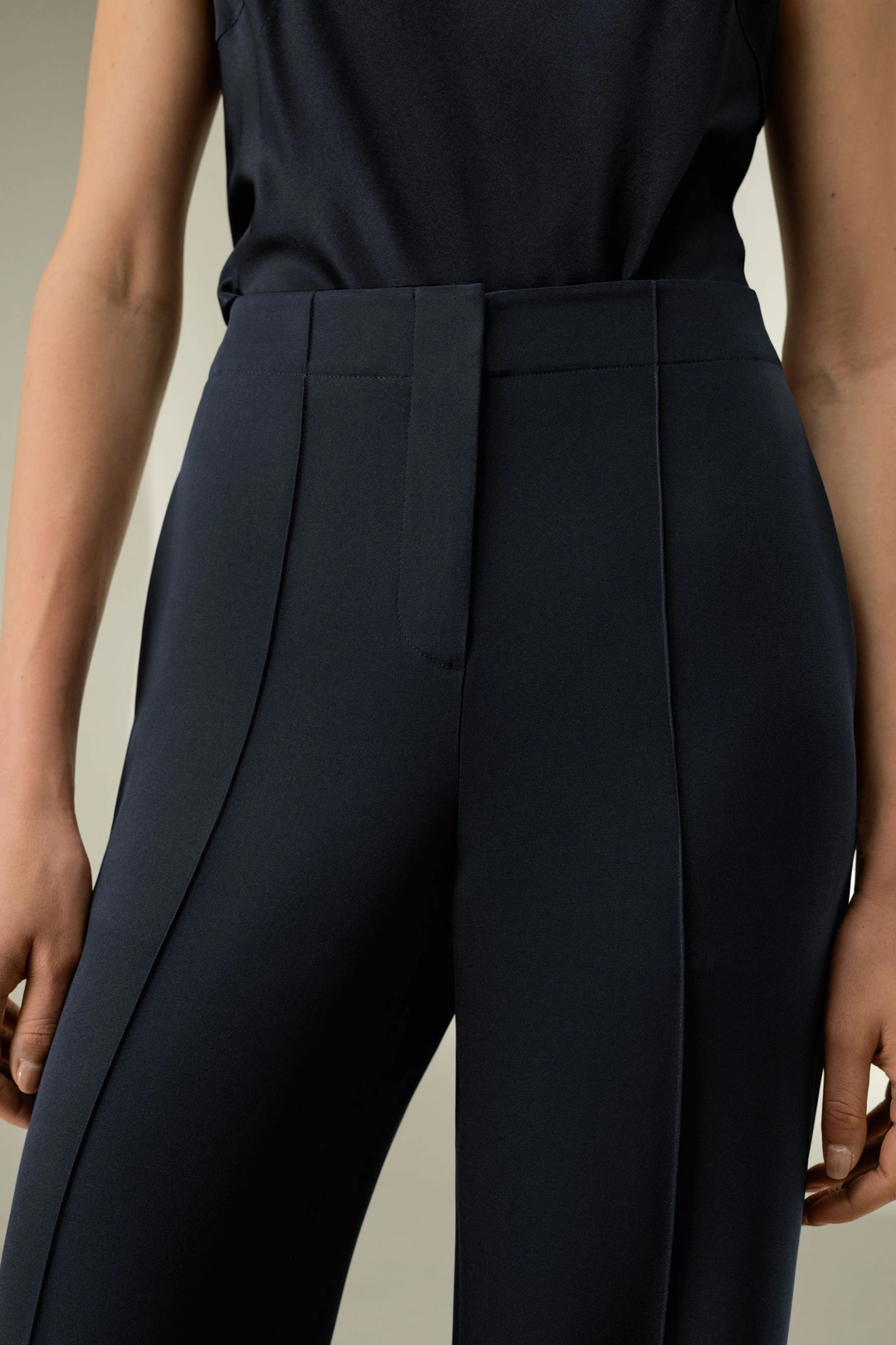 LILYSILK Pantalon Femme En Soie Coupe Flatteuse Soie De Mûrier De Haute Qualité Mettant En Valeur La Féminité Confortable Brillant Lisse Doux Noir 40