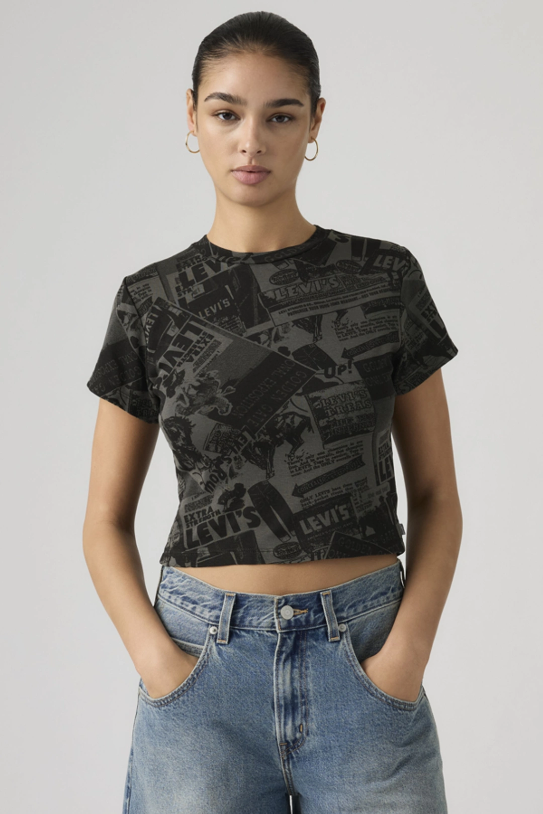Levi's T Shirt Graphique Essential Sporty - Femme - Noir / Pirate Black - XS