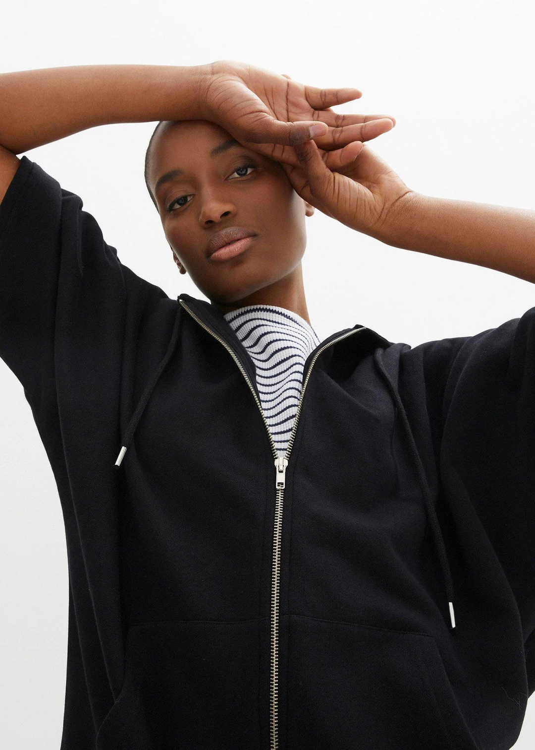 Sweat zippé cape