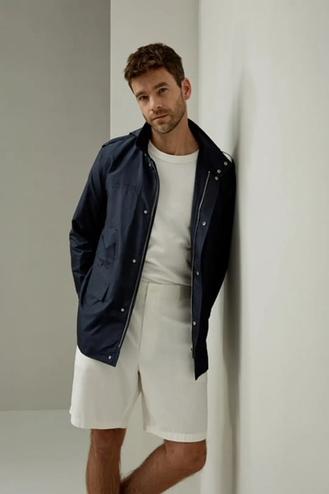 Veste utilitaire moderne imperméable pour homme – Vêtements d'extérieur fonctionnels et élégants