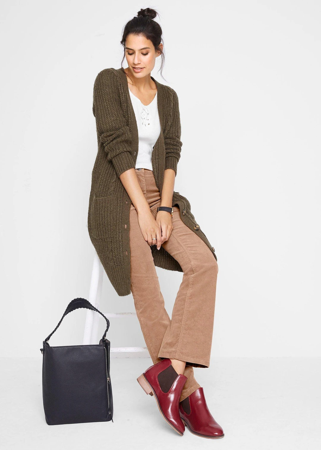 Pantalon bootcut en velours côtelé extensible