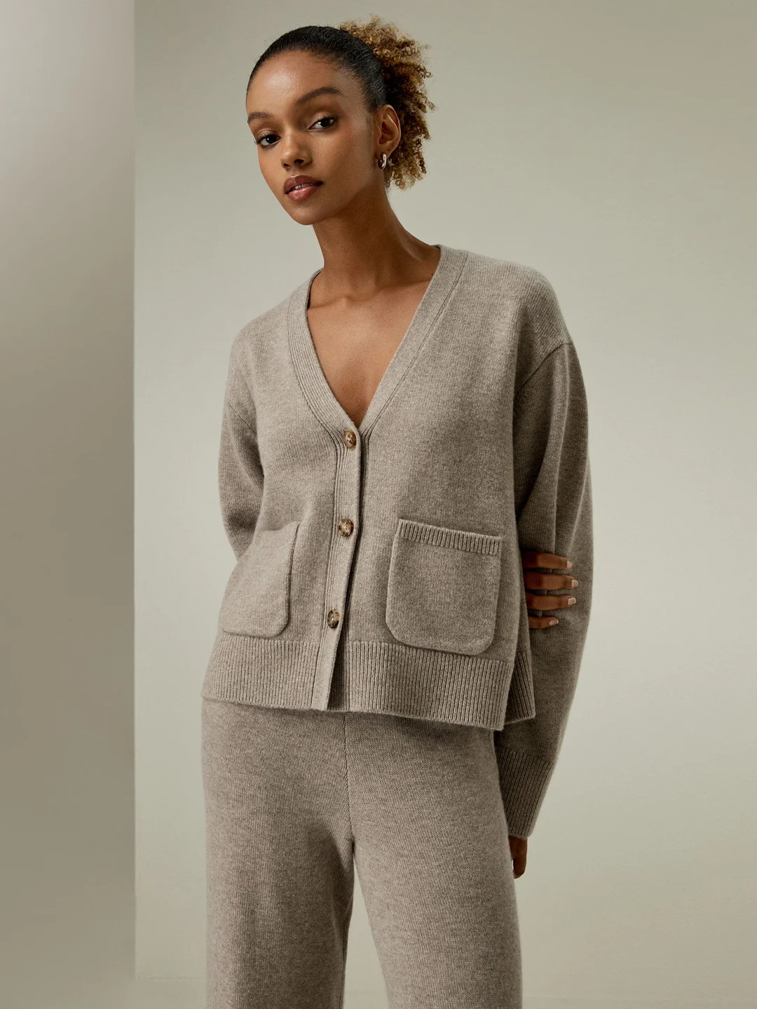 LILYSILK Cardigan Court Poches Avant Mélange Laine-Cahcemire Une Chaleur Et Un Confort Ultimes Sans Produits Chimiques Nocifs Chameau Xs