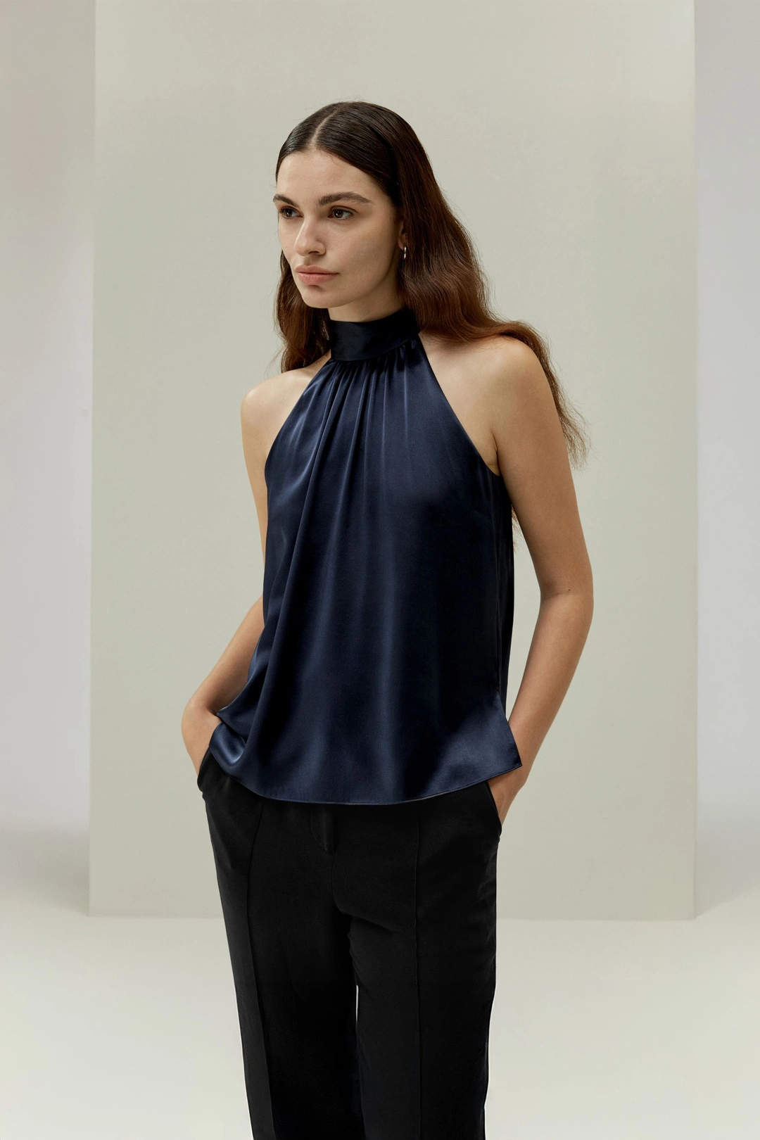 LILYSILK Top Sans Manches Cravate Dos Nu Sans Manches Pure Soie Simple Et Classique Doux Pour La Peau, Confortable Et Durable Bleu Marine Xl