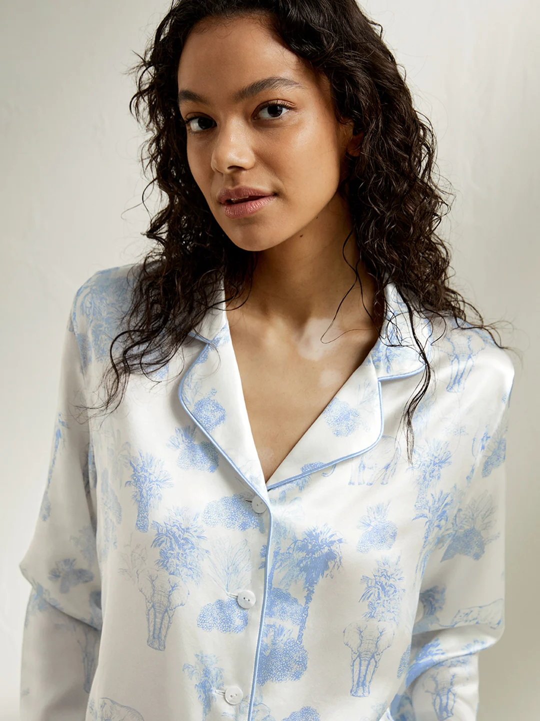 LILYSILK Pyjama Soie Femme Impression La Terra Piping Contrasté, Collection La Terra 100% Soie De Mûrier Respirant Super Léger S