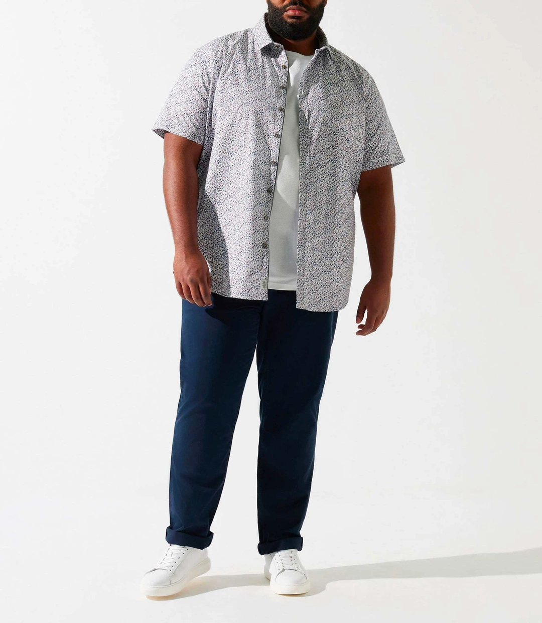 IZAC - Chemise manches courtes à imprimé blanche et bleue KIRANBT