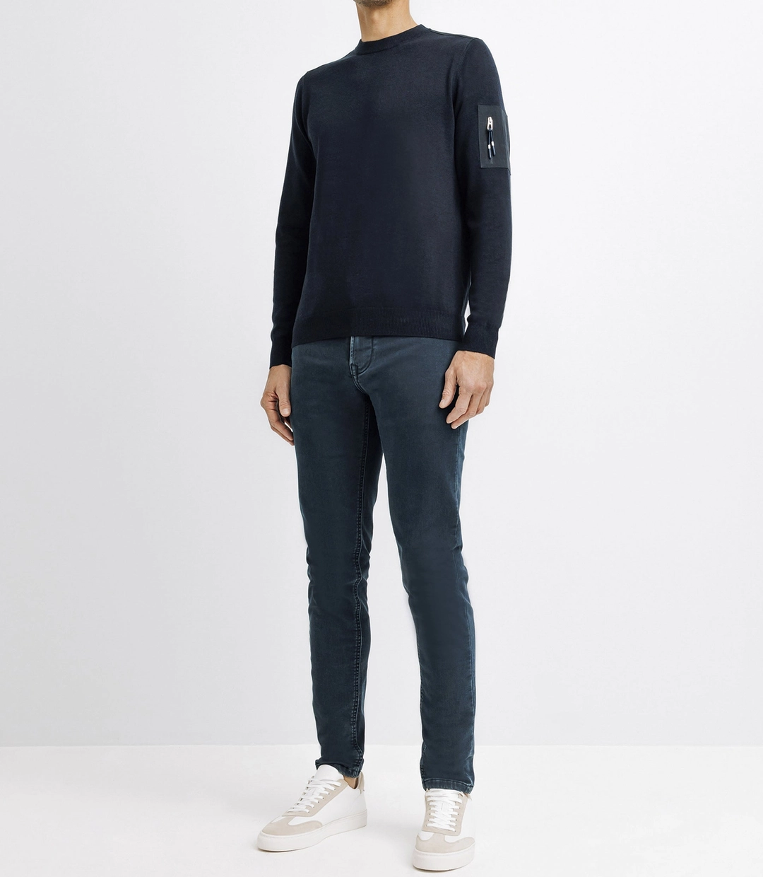IZAC - Pull col rond avec poche marine
