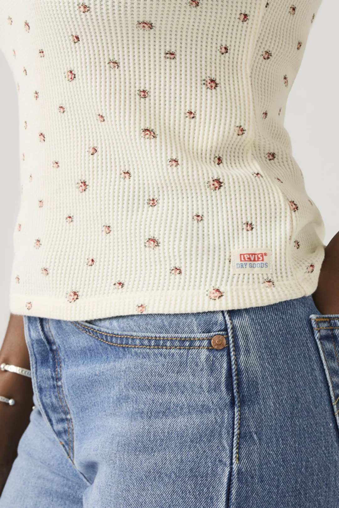 Levi's Dry Goods T Shirt Mancheron Gaufré - Femme - Noir / Anthracite Night - XL