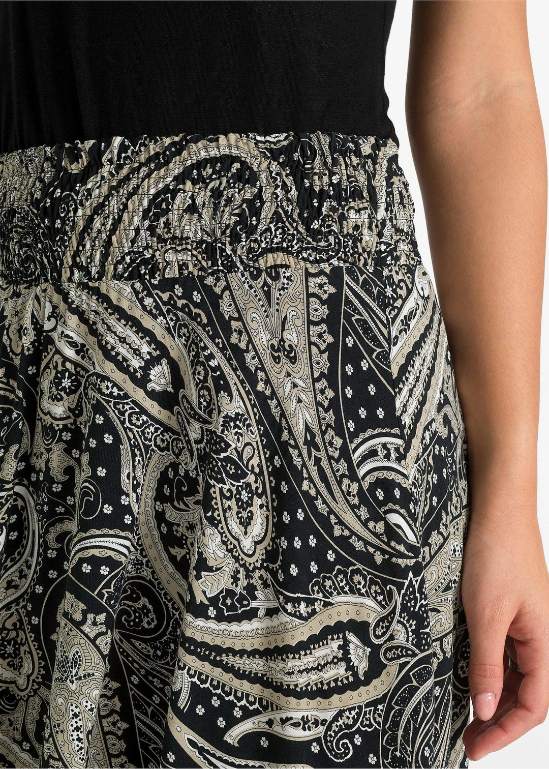 Jupe midi asymétrique 100% viscose