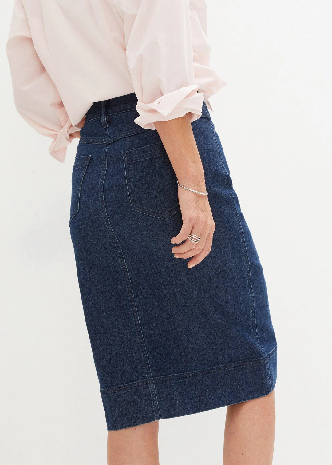 Jupe en jean avec boutons décoratifs