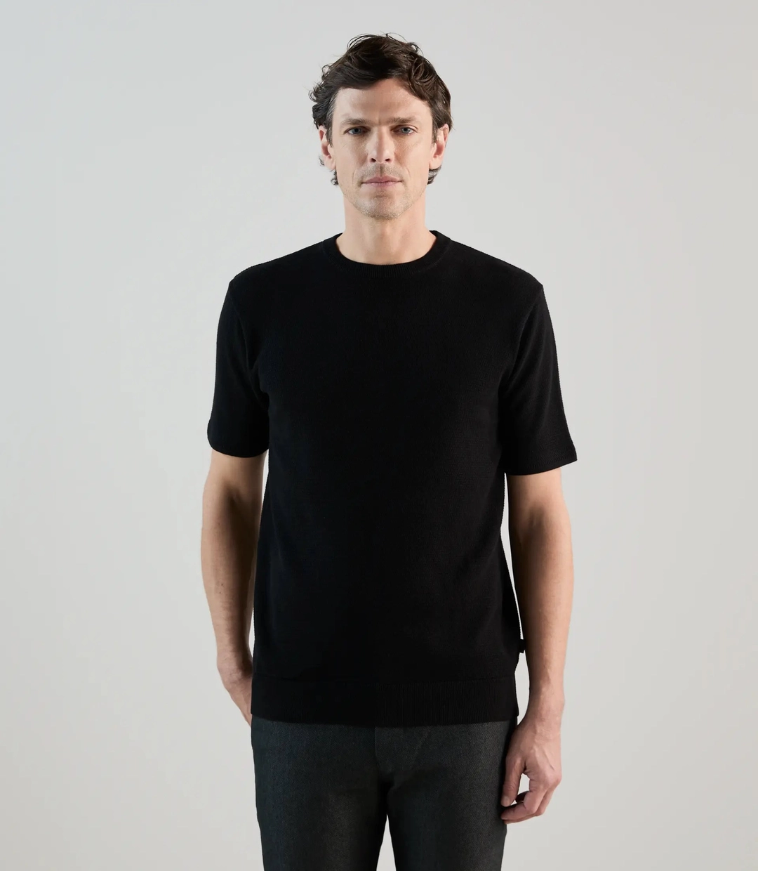 IZAC - T-shirt à manches courtes en jeu de points noir