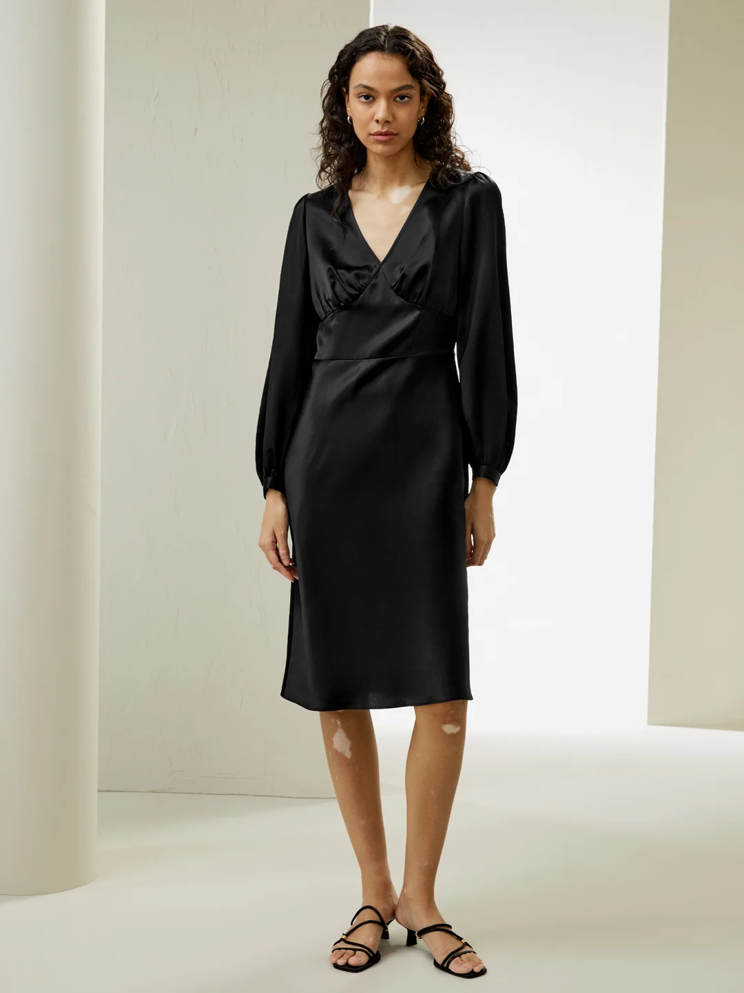 LILYSILK Robe De Soie Rouge Décolleté En V, Forme Ajustée 100% Soie Bonne Qualité Lavable En Machine 44