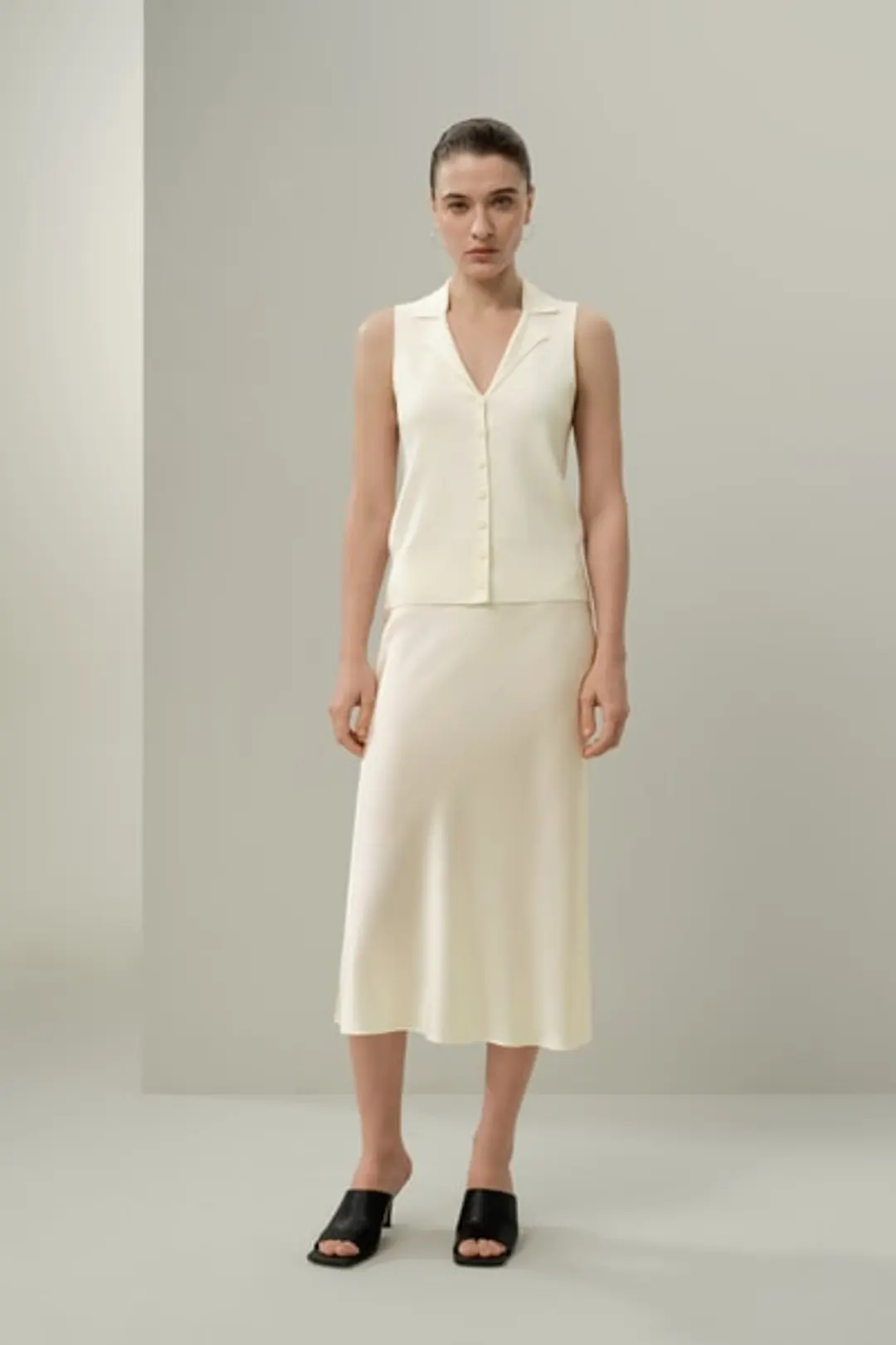 Jupe Luxueuse en Soie Coupée en Biais | Lavable, Silhouette Fluide