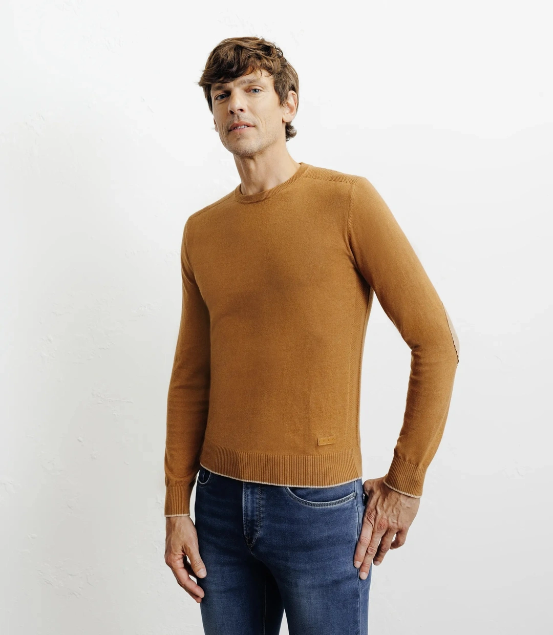 IZAC - Pull col rond en coton camel foncé