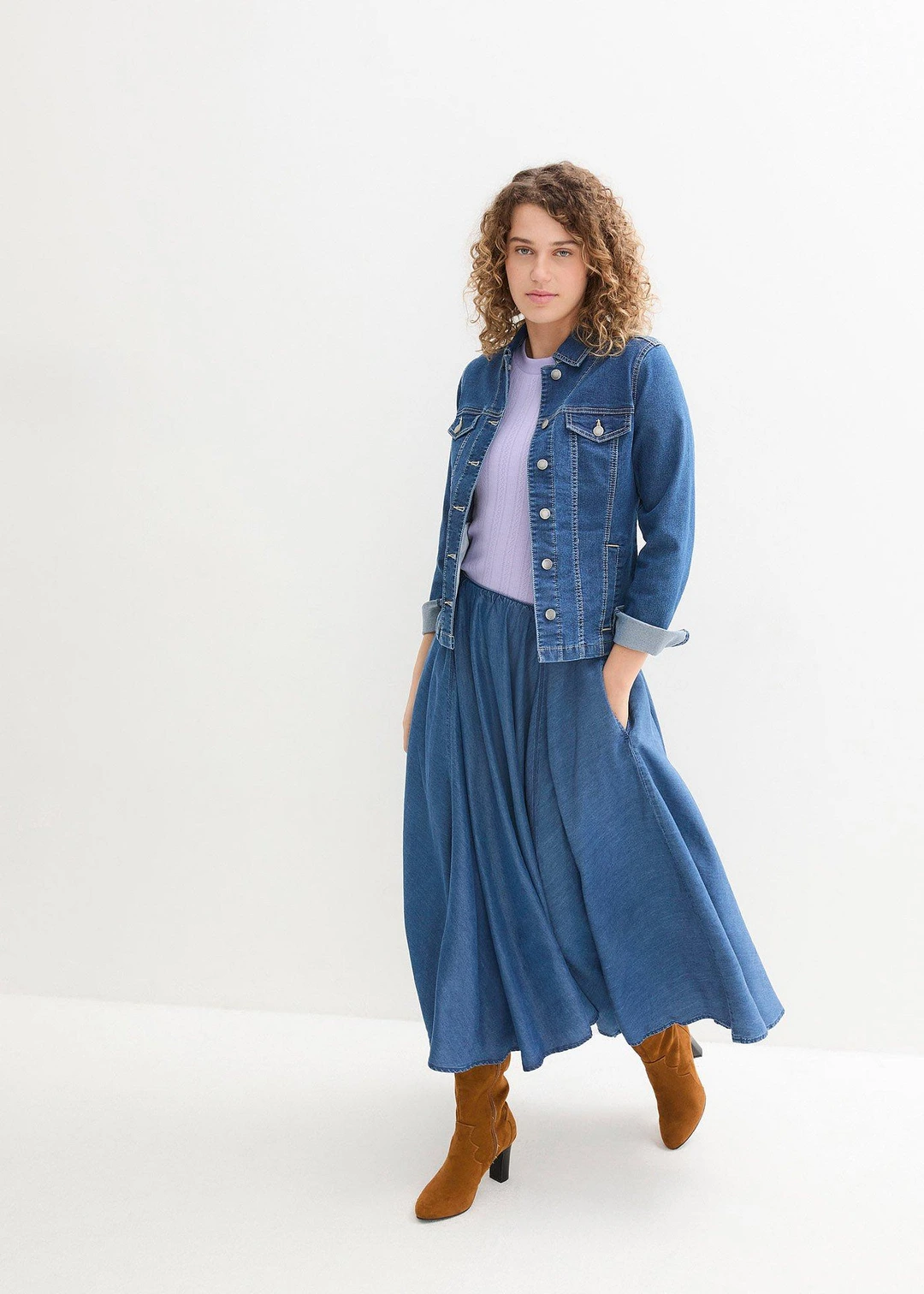 Jupe en jean, taille haute et élastiquée - 2