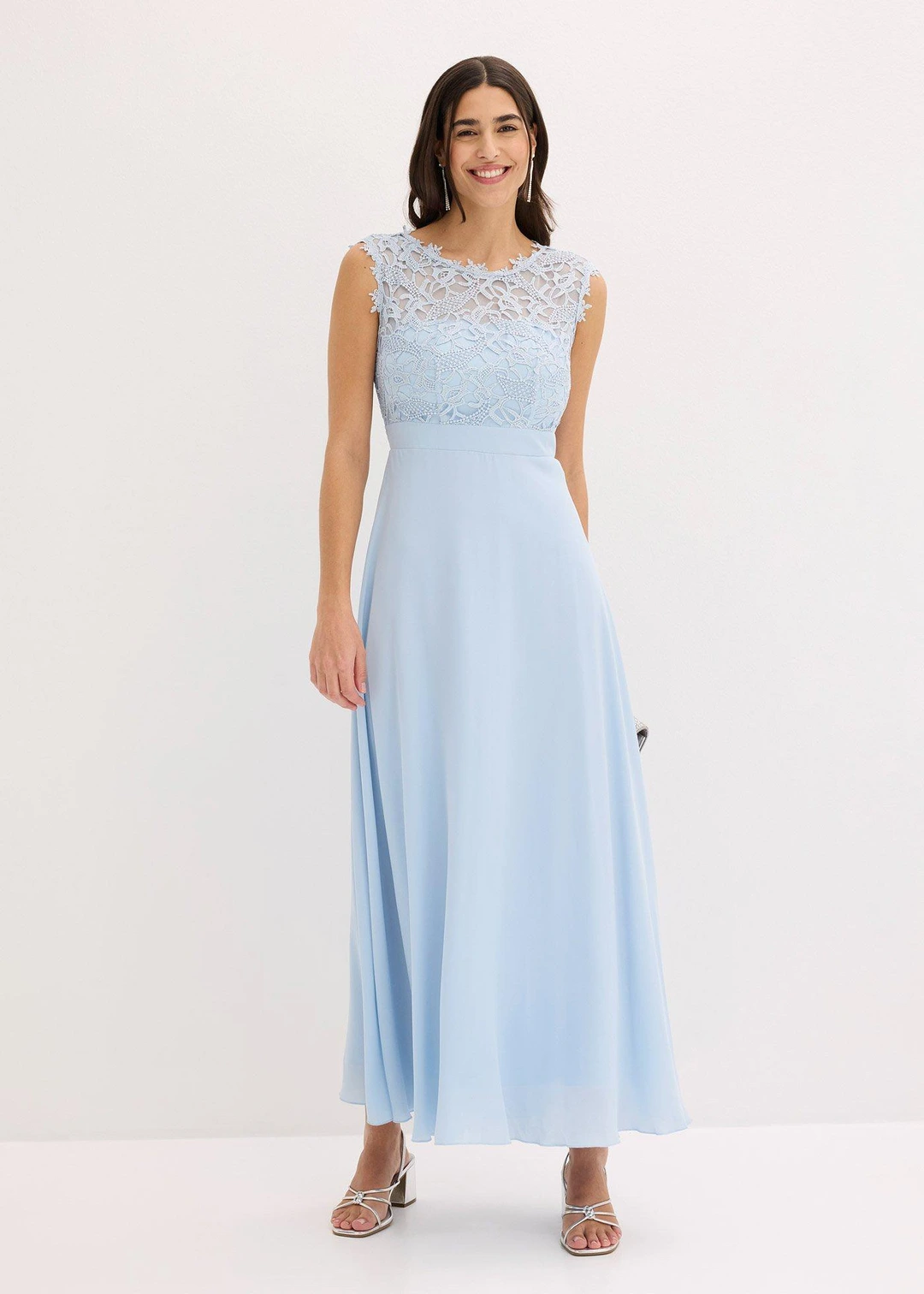 Robe longue avec dentelle