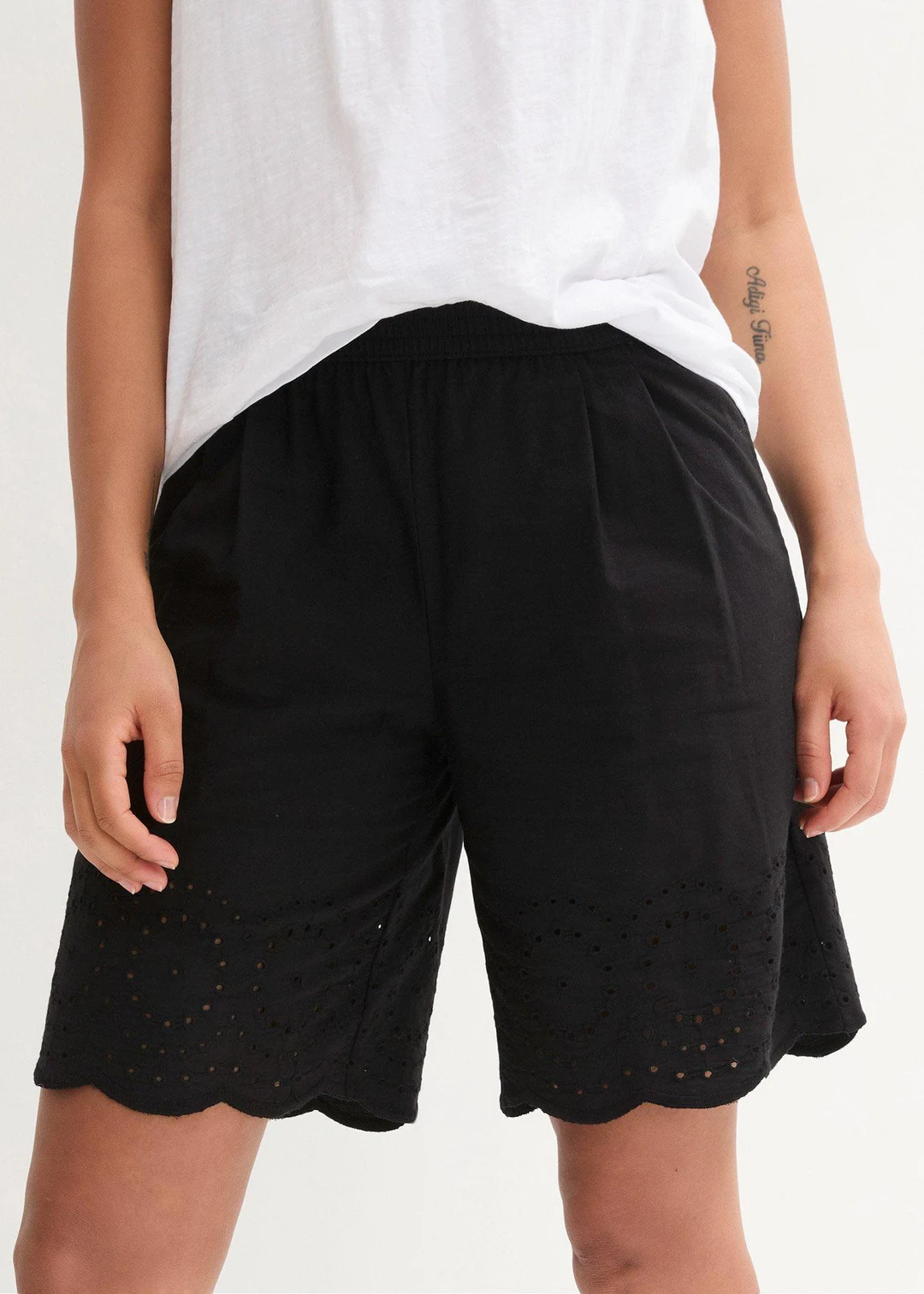 Short 100% coton avec taille élastiquée - 3