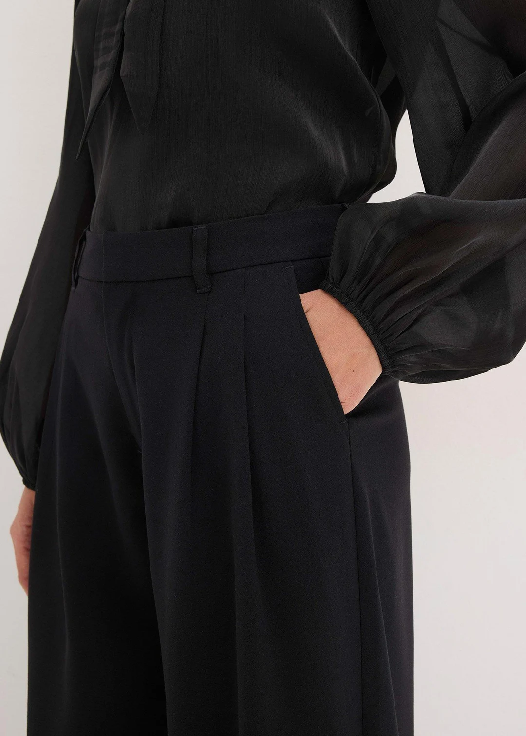 Pantalon large à pinces - 3