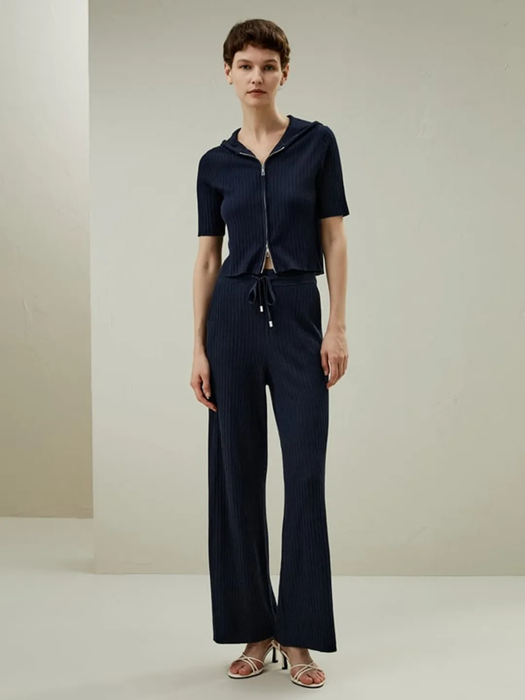 LILYSILK Pantalon Tricoté Oasis Laine & Soie Bleu Marine S - Confortable et Élégant